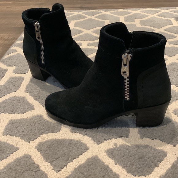 Nine West Women’s Booties - Picture 4 of 5